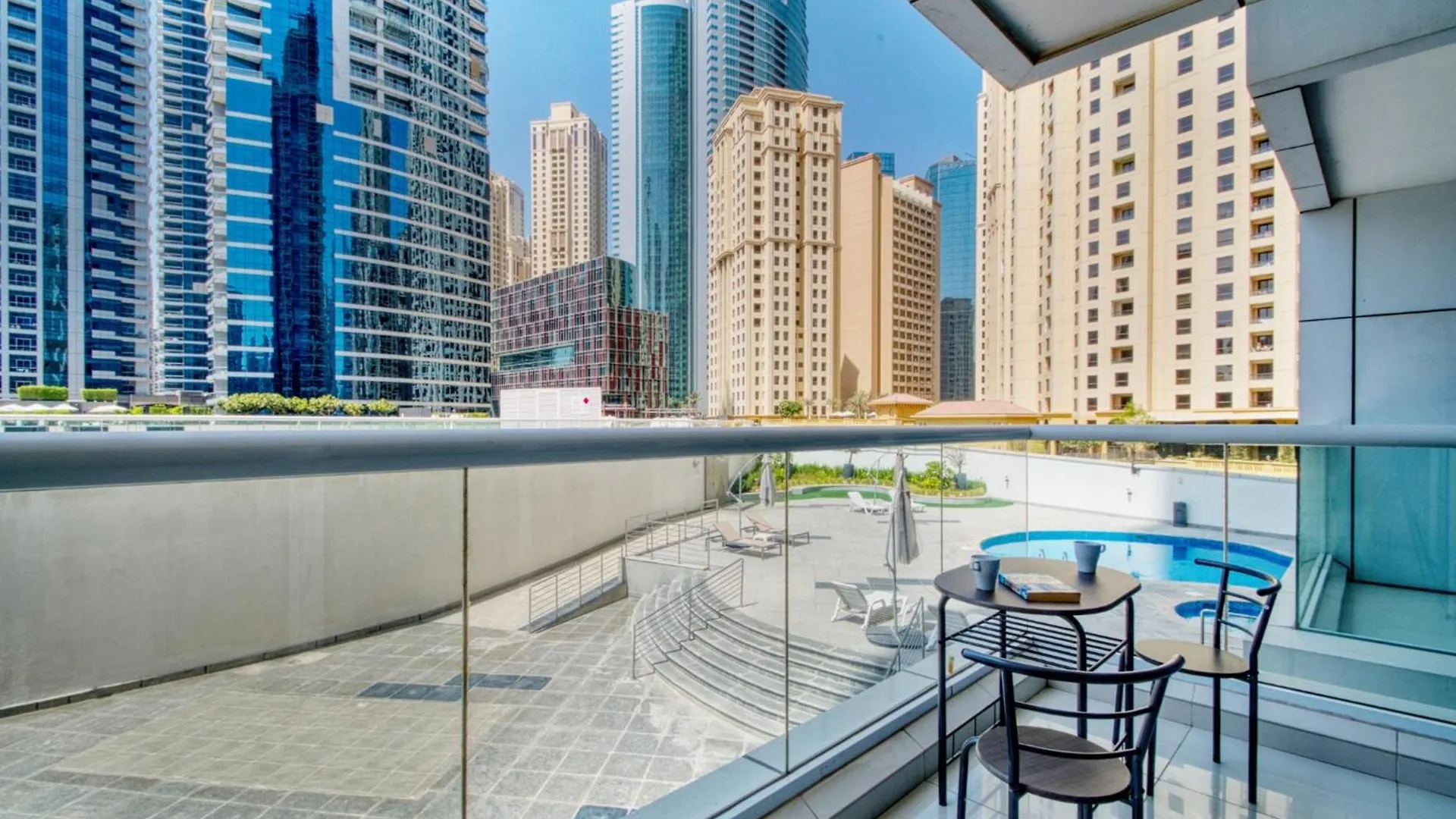 Shoresinn - Artistic Retreat In Dubai Marina